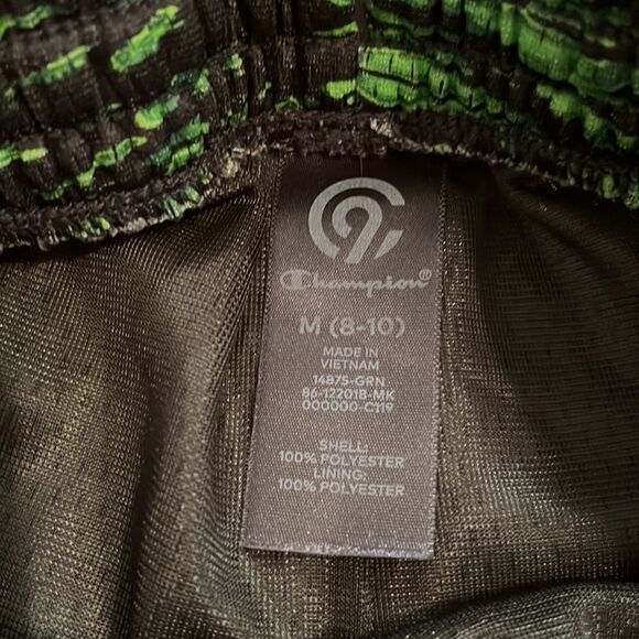 BOYS SIZE MEDIUM 8/10 CHAMPION SHORTS - Picture 4 of 7